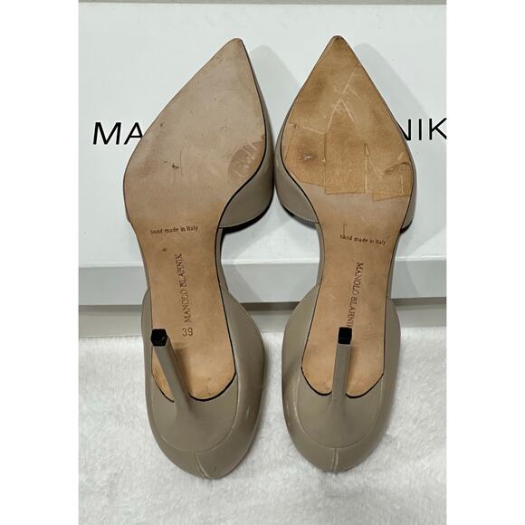 Manolo Blahnik Women Beige Pointed Toe D’Orsay Heels - Picture 8 of 8